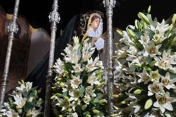 Los 8 pasos de la procesión del Viernes Santo, a punto en la Basílica de Telde (Foto TA)